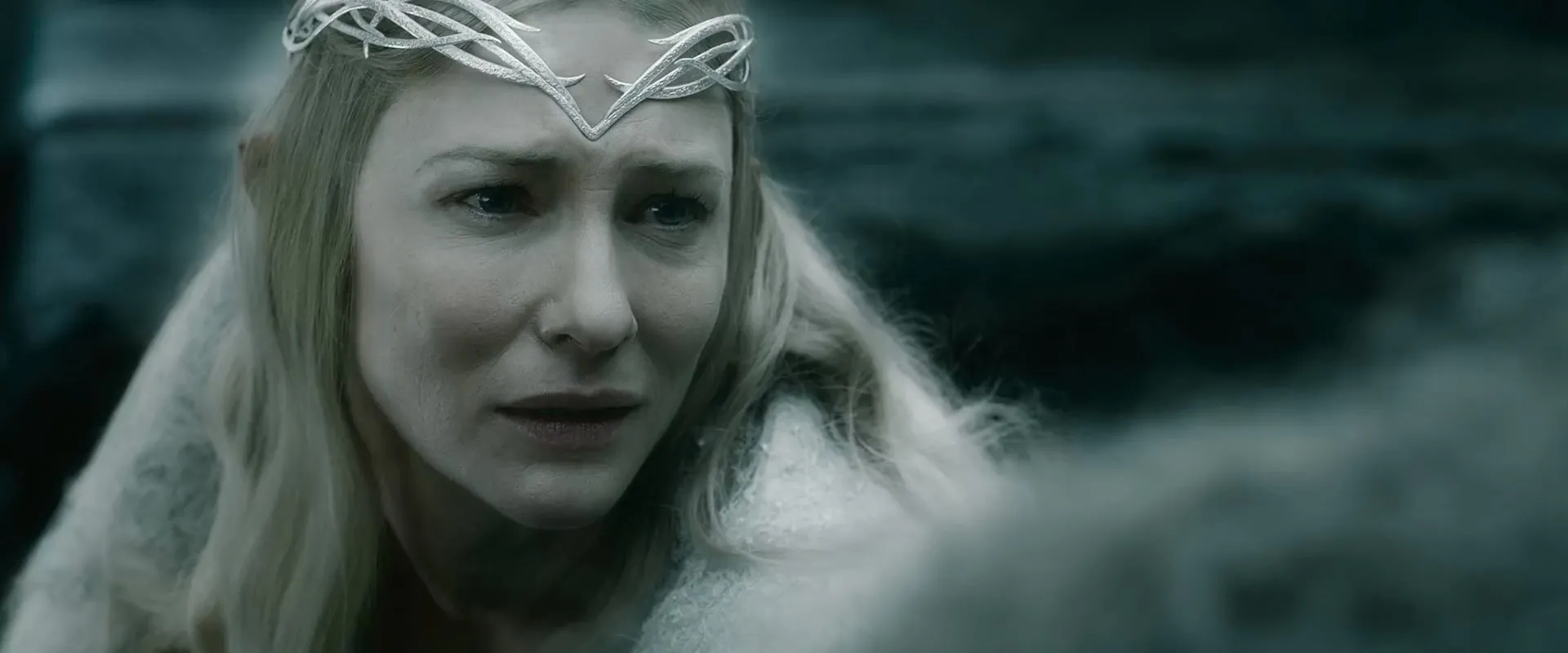 The Hobbit: The Battle of the Five Armies (2014) Hindi Dubbed BluRay 720p [1.1GB] Download Screenshot